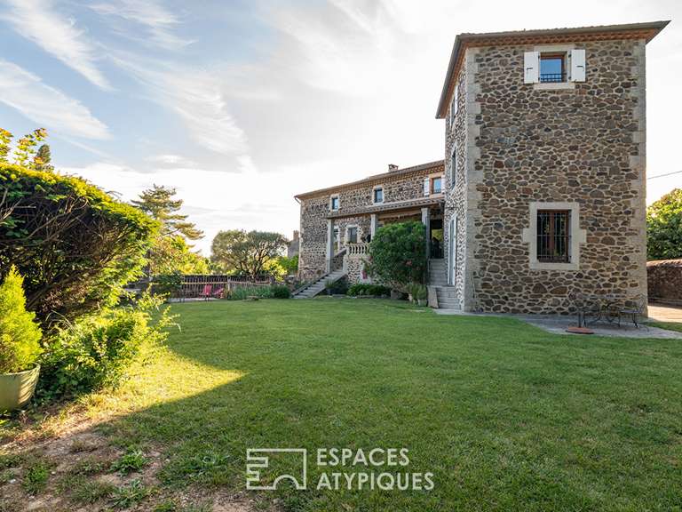 Maison Lussas - 6 chambres - 307m²