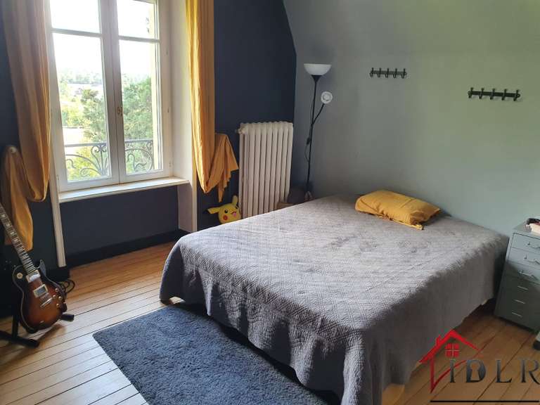 Maison Luxeuil-les-Bains - 5 chambres - 204m²