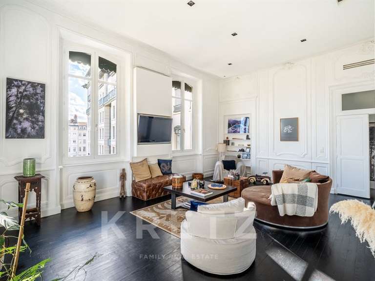Apartment Lyon 1er - 3 bedrooms - 169m²