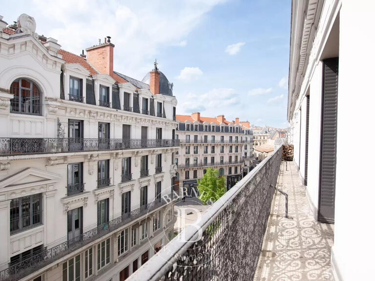 Sale Apartment Lyon 2e - 3 bedrooms
