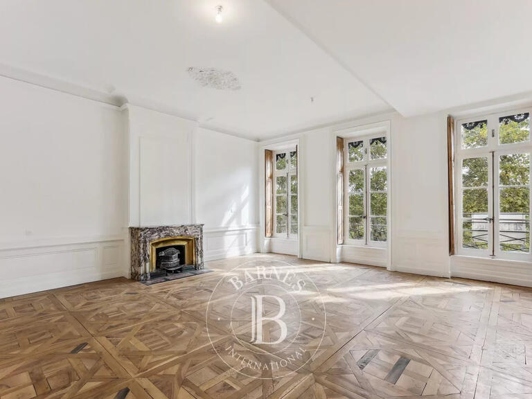 Sale Apartment Lyon 2e - 3 bedrooms