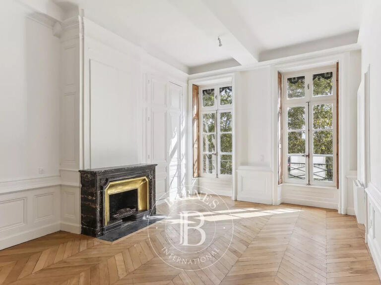Sale Apartment Lyon 2e - 3 bedrooms