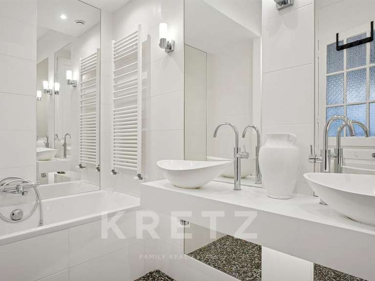 Apartment Lyon 2e - 1 bedroom - 262m²
