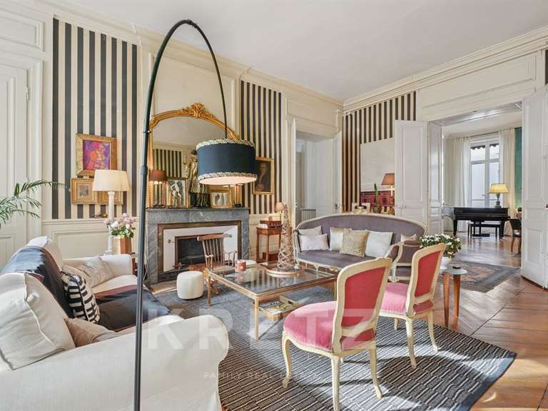 Apartment Lyon 2e - 1 bedroom - 262m²