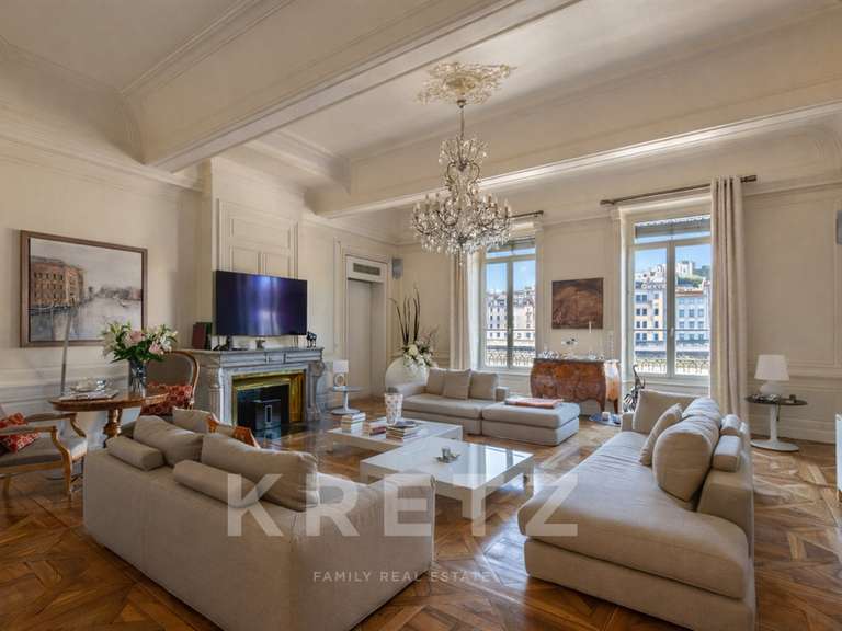 Apartment Lyon 2e - 3 bedrooms - 215m²