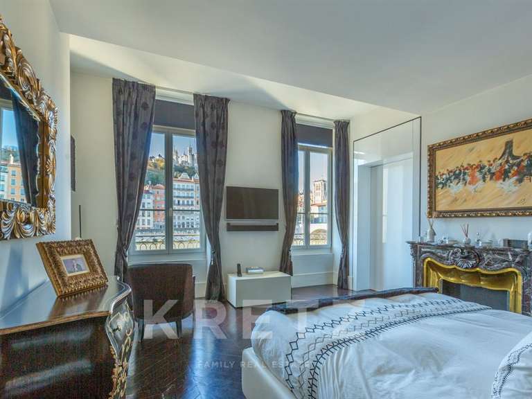Apartment Lyon 2e - 3 bedrooms - 215m²