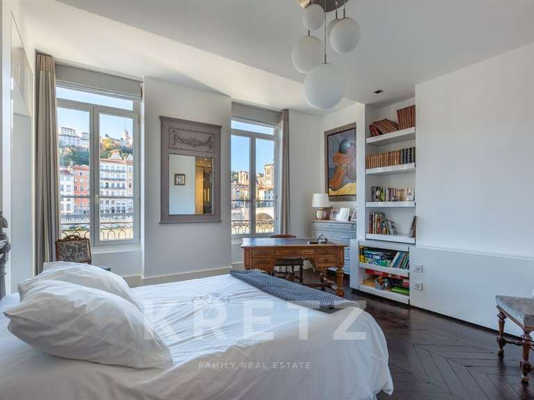 Apartment Lyon 2e - 3 bedrooms - 215m²
