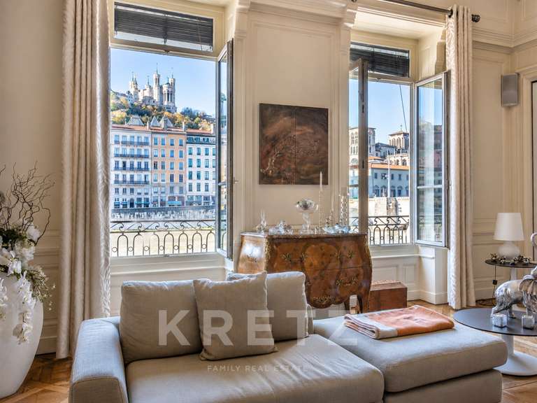 Apartment Lyon 2e - 3 bedrooms - 215m²