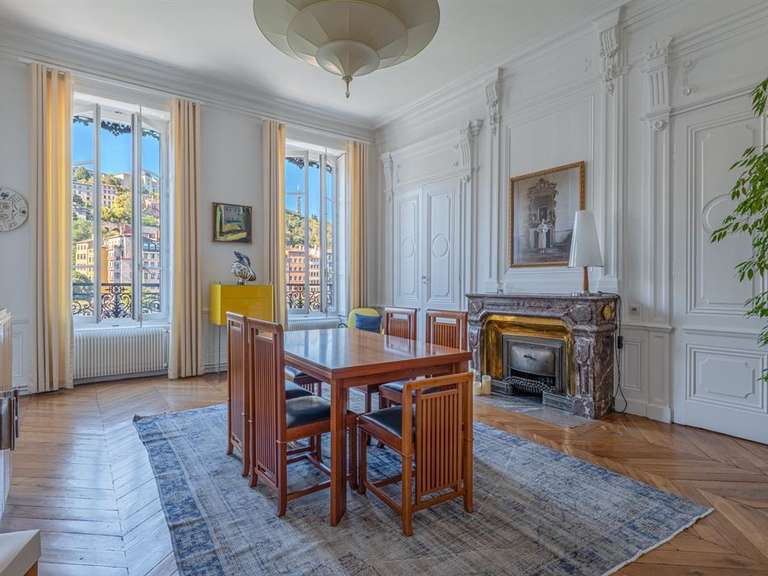 Apartment Lyon 2e - 3 bedrooms - 203m²