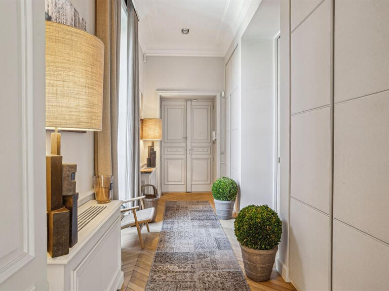 Apartment Lyon 4e - 4 bedrooms - 300m²