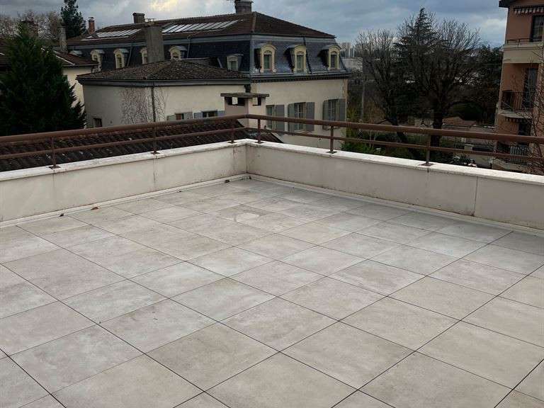 Appartement Lyon 4e - 4 chambres - 195m²