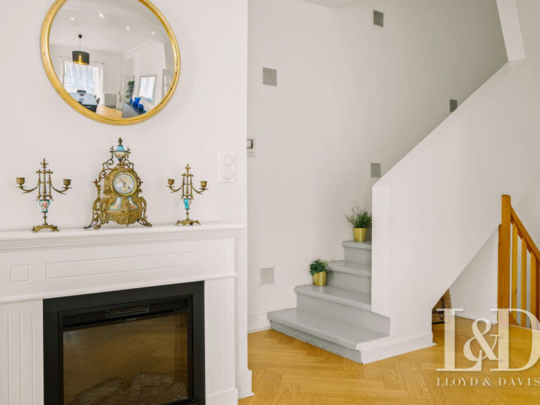 House Lyon 5e - 7 bedrooms - 180m²