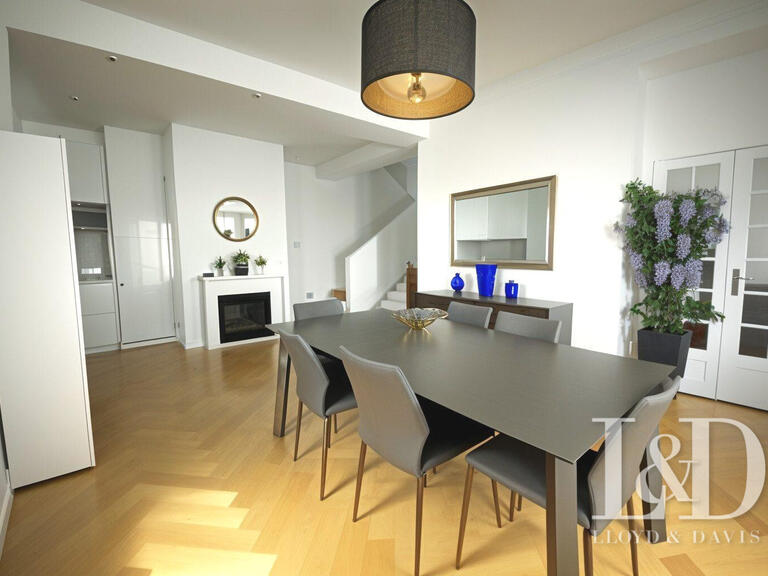 House Lyon 5e - 7 bedrooms - 180m²