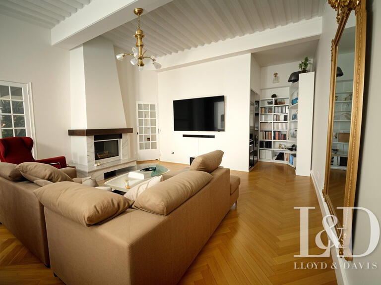 House Lyon 5e - 7 bedrooms - 180m²
