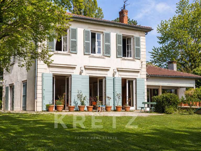 Maison Lyon 5e - 5 chambres - 320m²