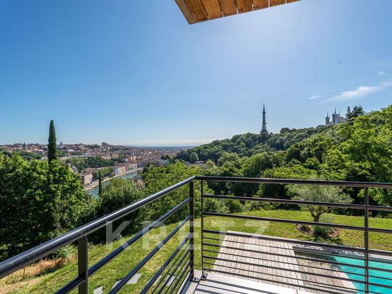 Maison Lyon 5e - 6 chambres - 315m²
