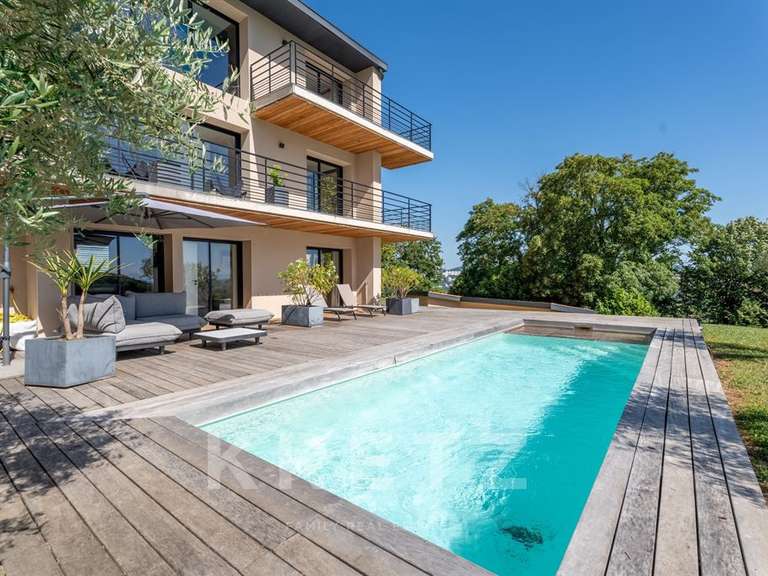 Maison Lyon 5e - 6 chambres - 315m²