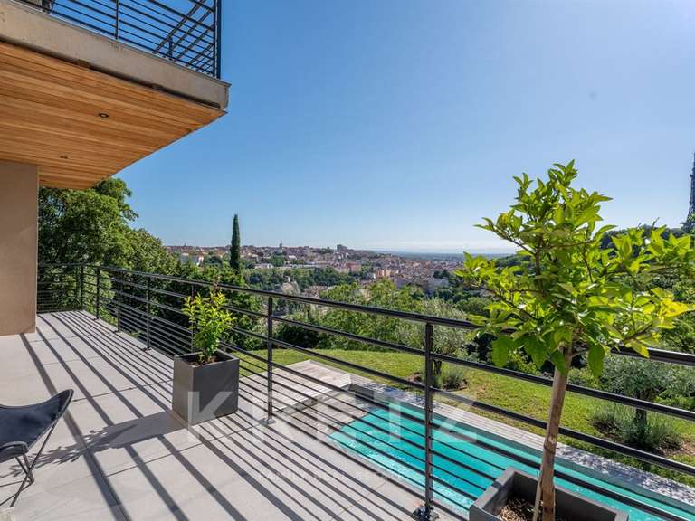 Maison Lyon 5e - 6 chambres - 315m²