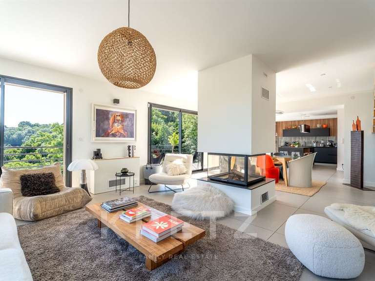 Maison Lyon 5e - 6 chambres - 315m²