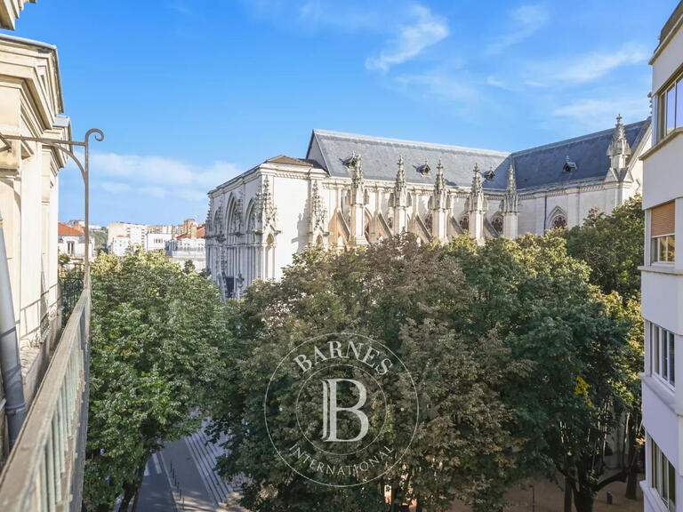 Sale Apartment Lyon 6e - 4 bedrooms