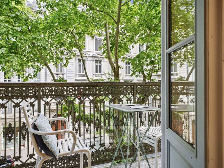 Appartement Lyon 6e - 3 chambres - 160m²