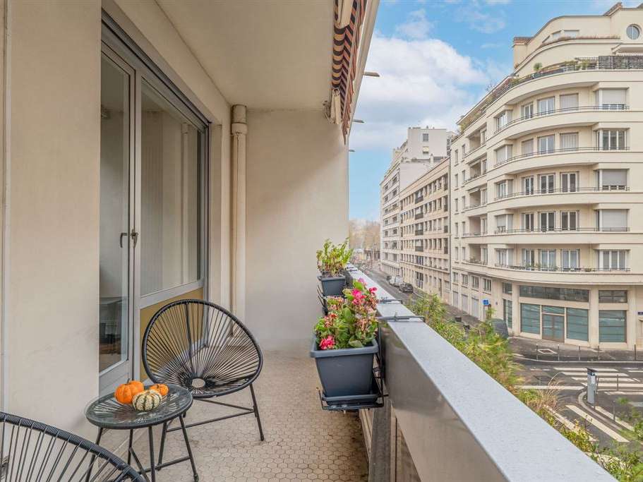 Apartment Lyon 6e