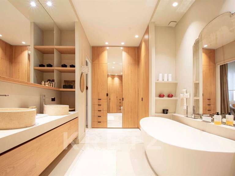 Apartment Lyon 6e - 4 bedrooms - 224m²