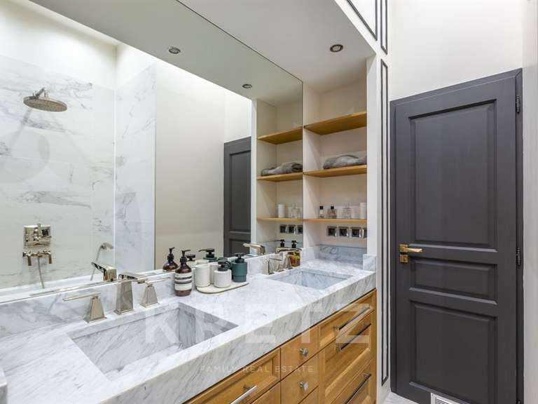 Appartement Lyon 6e - 3 chambres - 201m²