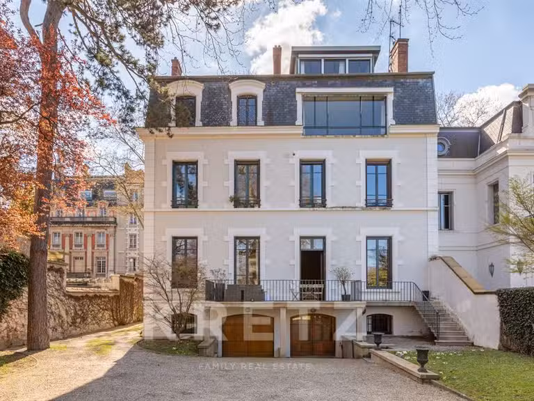 Appartement Lyon 6e - 4 chambres - 225m²