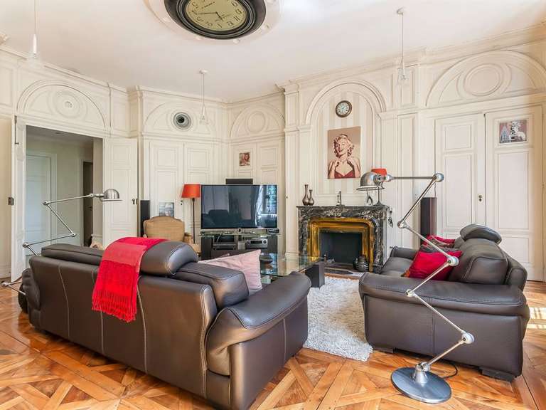 Apartment Lyon 6e - 2 bedrooms - 140m²