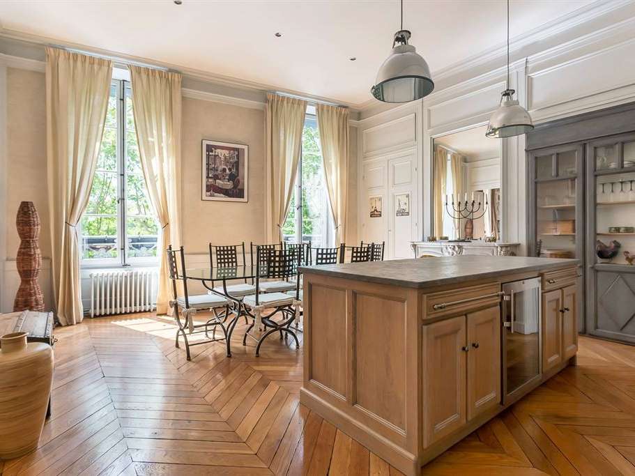 Apartment Lyon 6e