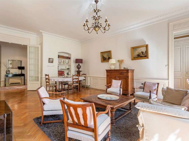 Apartment Lyon 6e - 2 bedrooms - 121m²