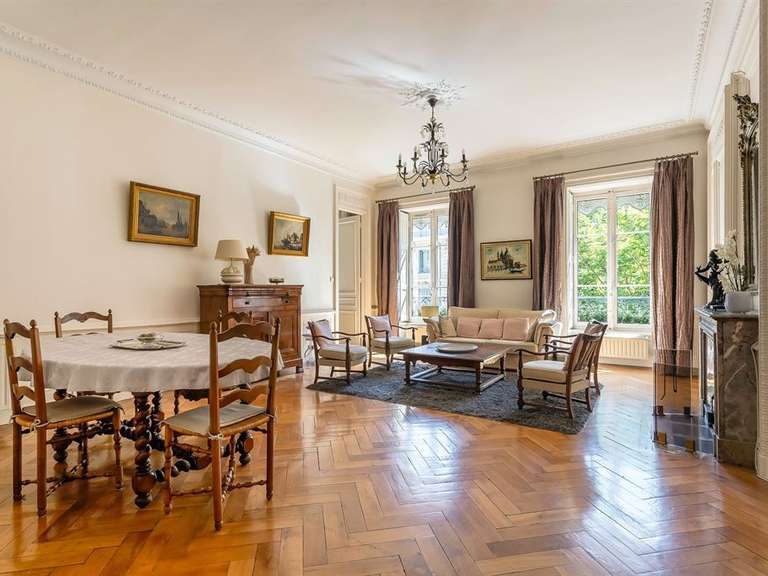 Apartment Lyon 6e - 2 bedrooms - 121m²