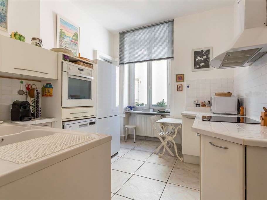 Apartment Lyon 6e