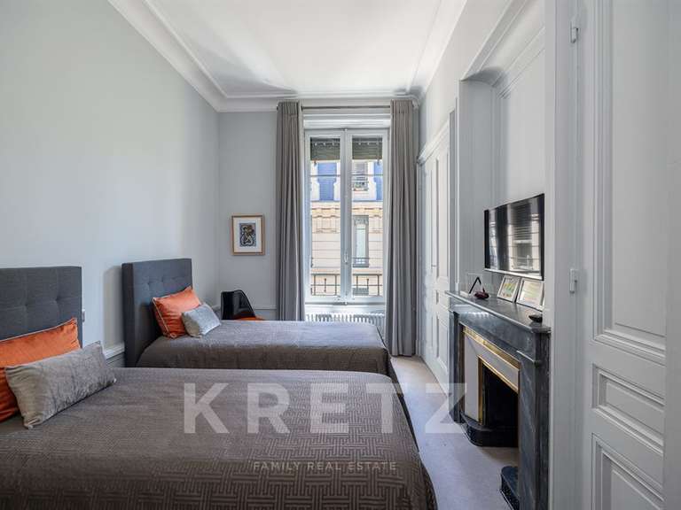 Appartement Lyon 6e - 4 chambres - 335m²