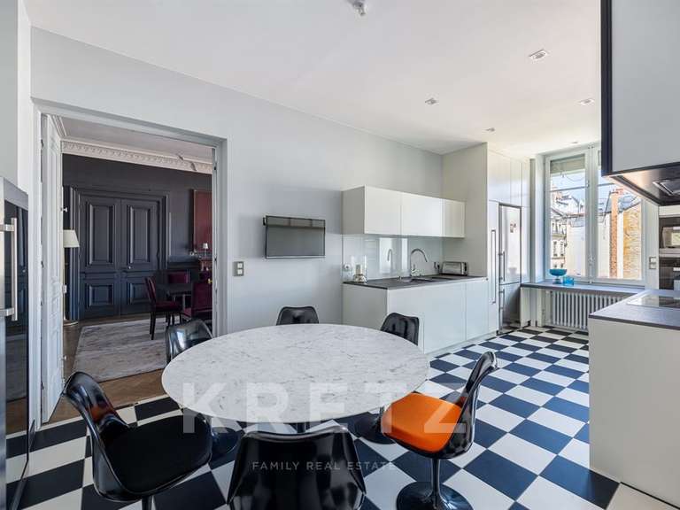 Appartement Lyon 6e - 4 chambres - 335m²