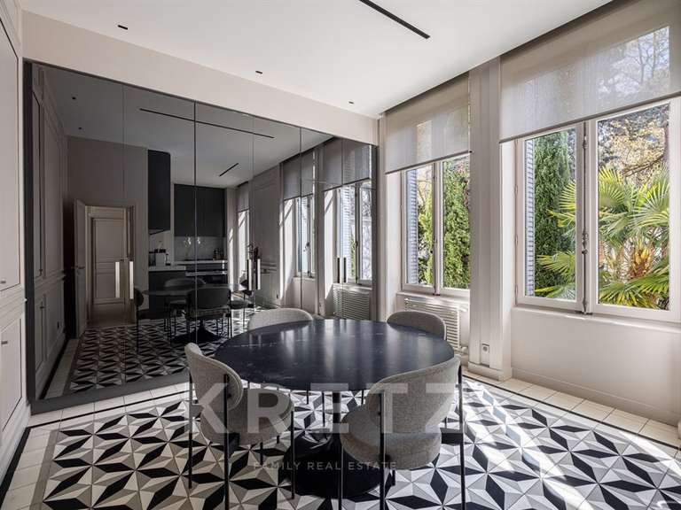 Hôtel particulier Lyon 6e - 682m²