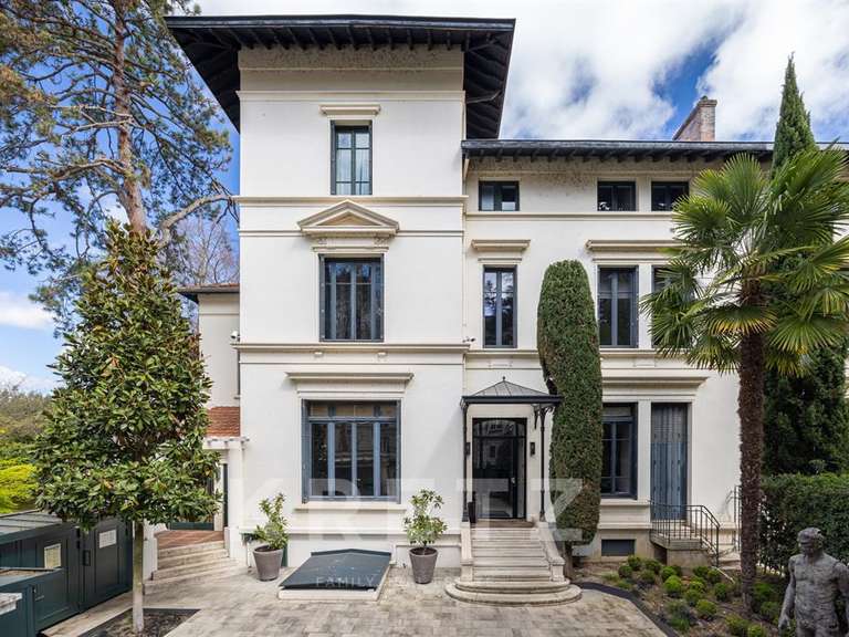 Hôtel particulier Lyon 6e - 682m²