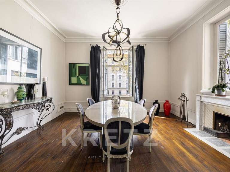 Hôtel particulier Lyon 6e - 682m²