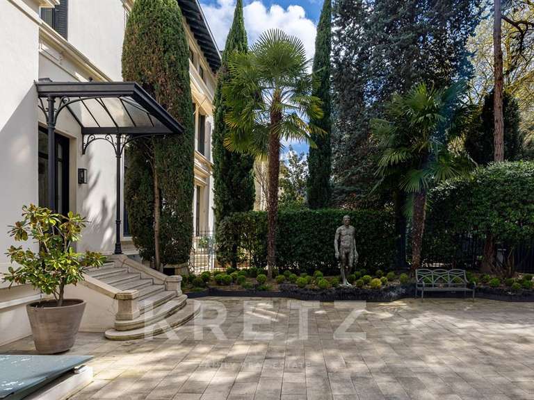 Hôtel particulier Lyon 6e - 682m²