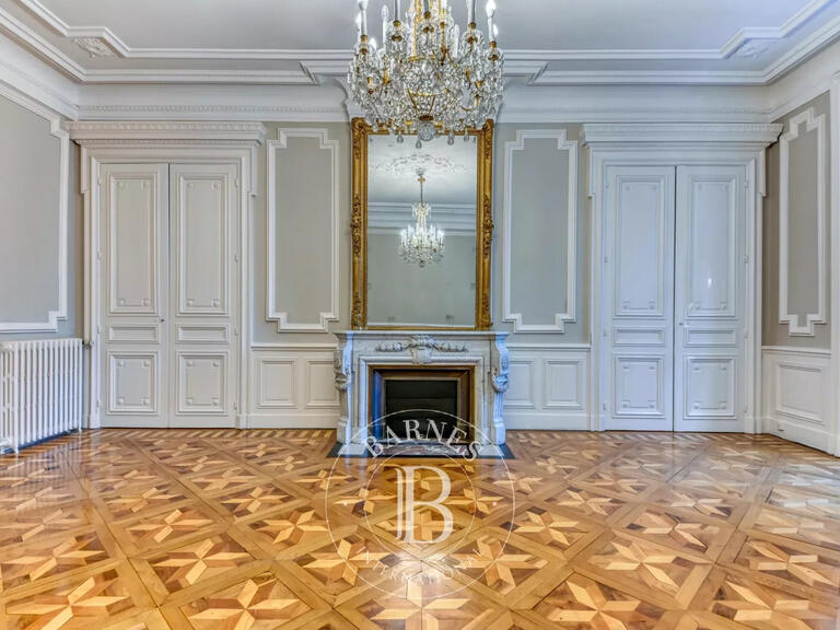 Rent Property Lyon 6e - 5 bedrooms