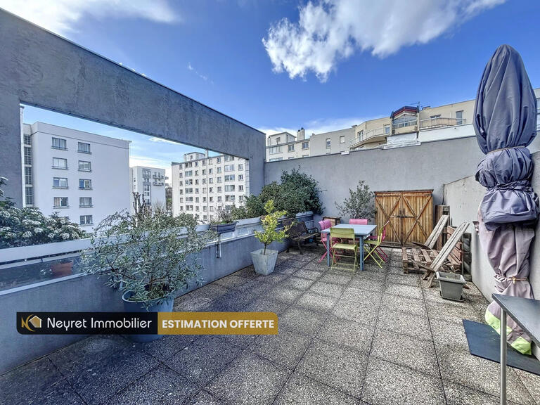 Sale Apartment Lyon 7e - 3 bedrooms