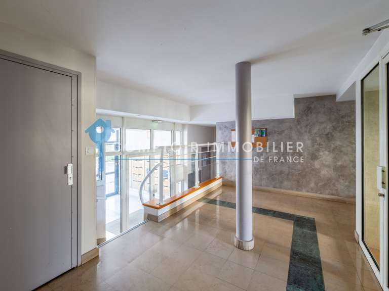 Apartment Lyon 8e - 3 bedrooms - 92m²
