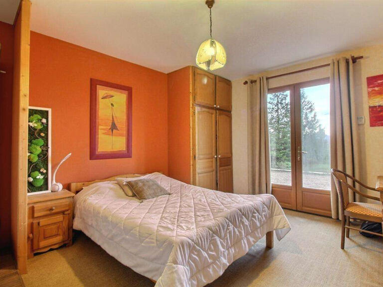 House Lyon 8e - 7 bedrooms