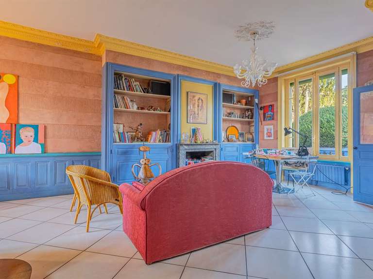House Lyon 8e - 7 bedrooms - 255m²