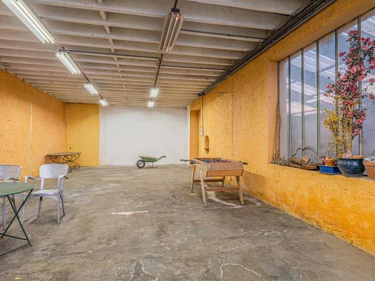 House Lyon 8e - 7 bedrooms - 255m²