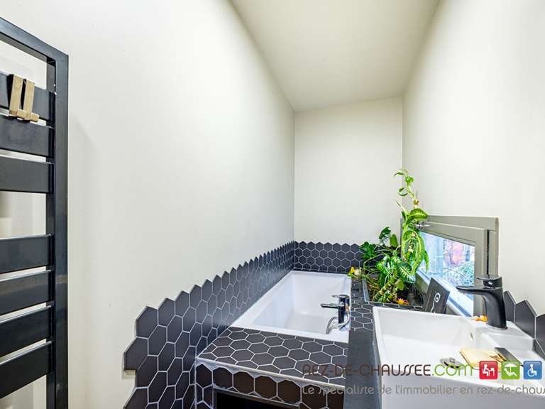 Maison Lyon 8e - 3 chambres - 158m²