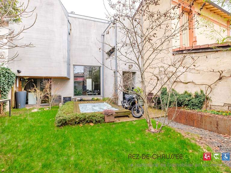 Maison Lyon 8e - 3 chambres - 162m²
