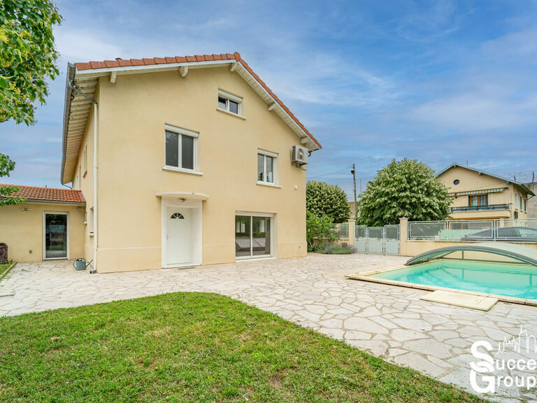 Vente Villa Lyon 8e - 6 chambres