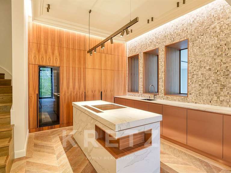 Maison Lyon 9e - 6 chambres - 600m²